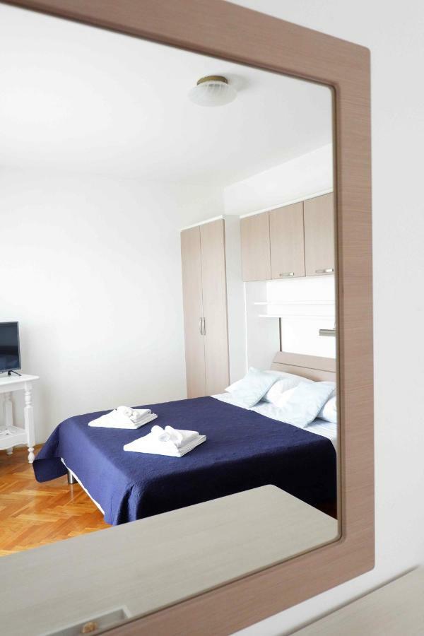 Apartment Ponos Veglia Exterior foto